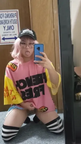 Cuteukeboy Kneeling Thigh High Socks OnlyFans Video Leaked