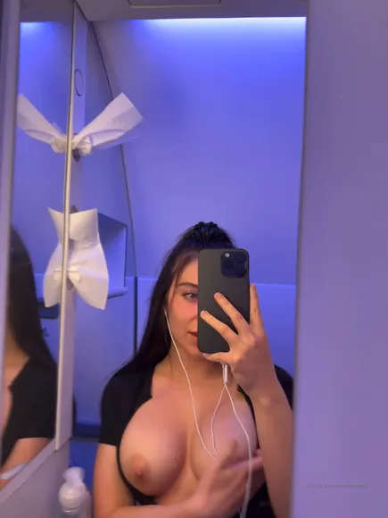 Daisydrewuk Black Top Unzipped Reveal OnlyFans Video Leaked