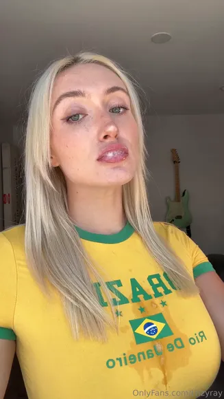 Daisyraexo Spitting Saliva Tease OnlyFans Video Leaked