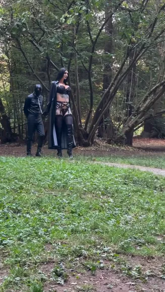 Damazonia_ Leather Corset Outdoor Walk OnlyFans Video Leaked
