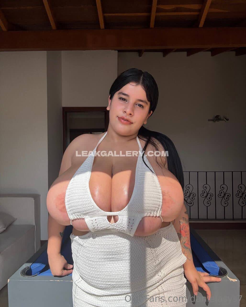 Danielapereiraof21 Exklusiv geleakte Nacktbilder von OnlyFans #12710316