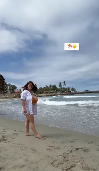 Danielasys7 Orange Bikini Top Tease OnlyFans Video Leaked