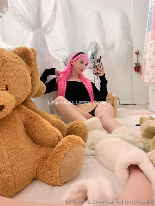 Daniellemercedie / danielle.mercedie / daniellemercedie8198 Exclusive Leaked Nude OnlyFans #12141255