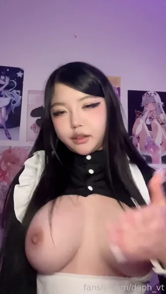 Daph Exposed Busty Cleavage OnlyFans Video Leaked