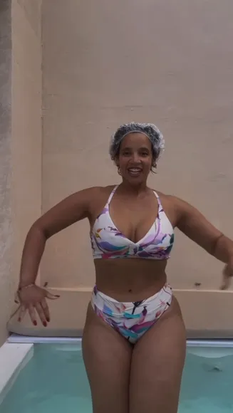 Dascha_polanco Bikini Pool Twerk OnlyFans Video Leaked