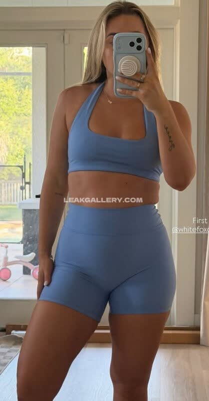 Daylehoffmankerns Blue Sports Bra And Shorts OnlyFans Photo Leaked