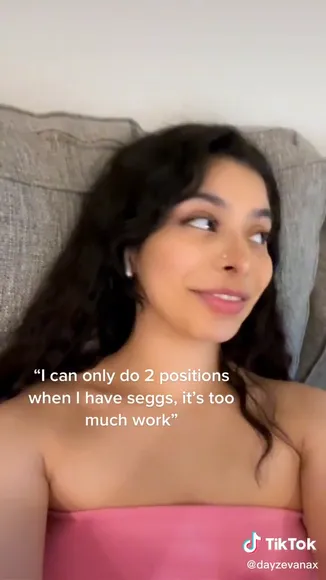 Dayzevana Pink Strapless Top Tease OnlyFans Video Leaked