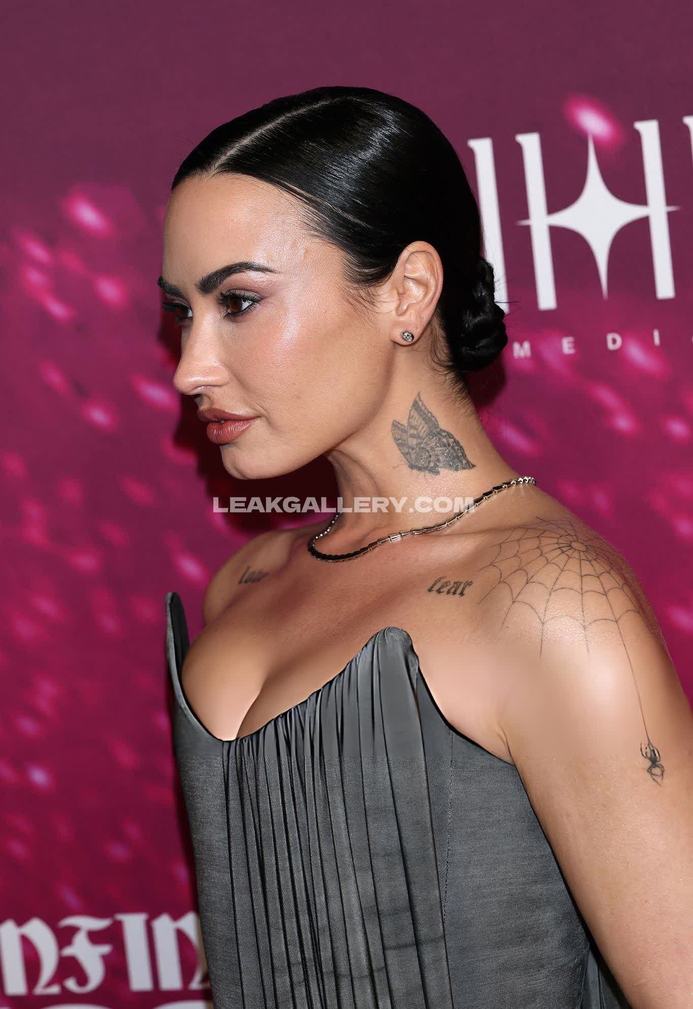 Ddlovato Exclusiva filtración de OnlyFans desnuda #12439150