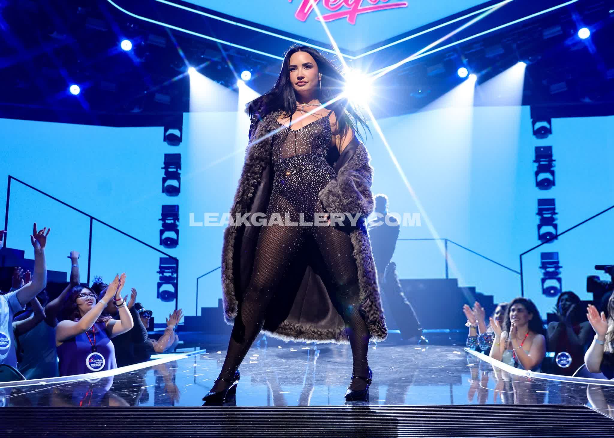Ddlovato Exclusieve gelekte naaktcontent van OnlyFans #12439130