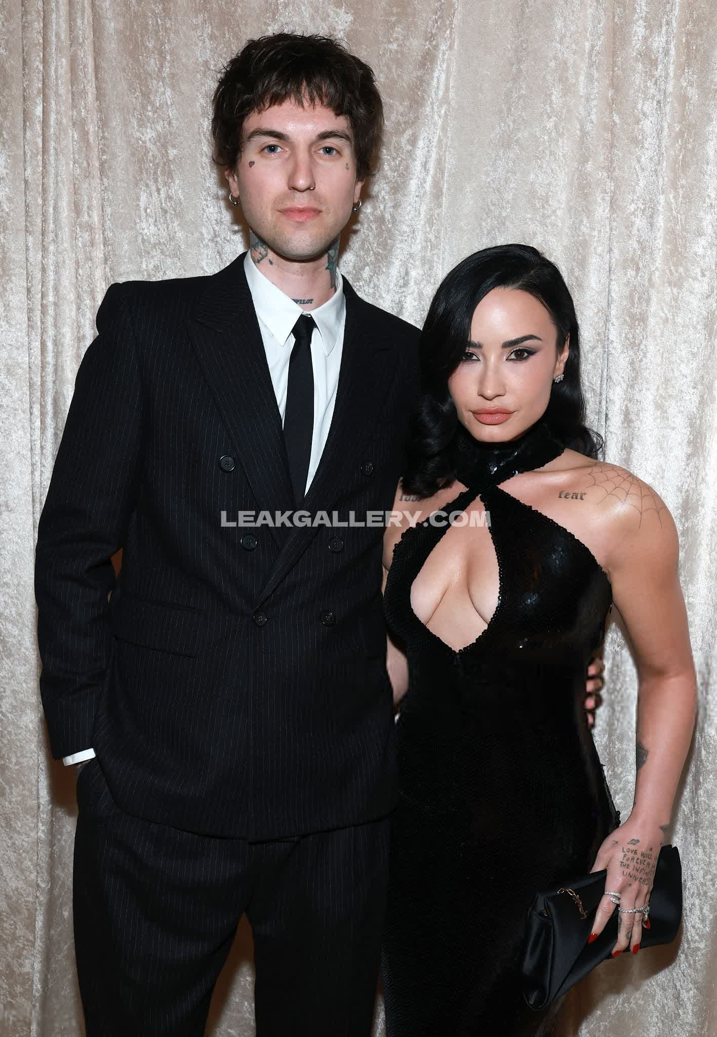 Ddlovato Exklusiv geleakte Nacktbilder von OnlyFans #12439175