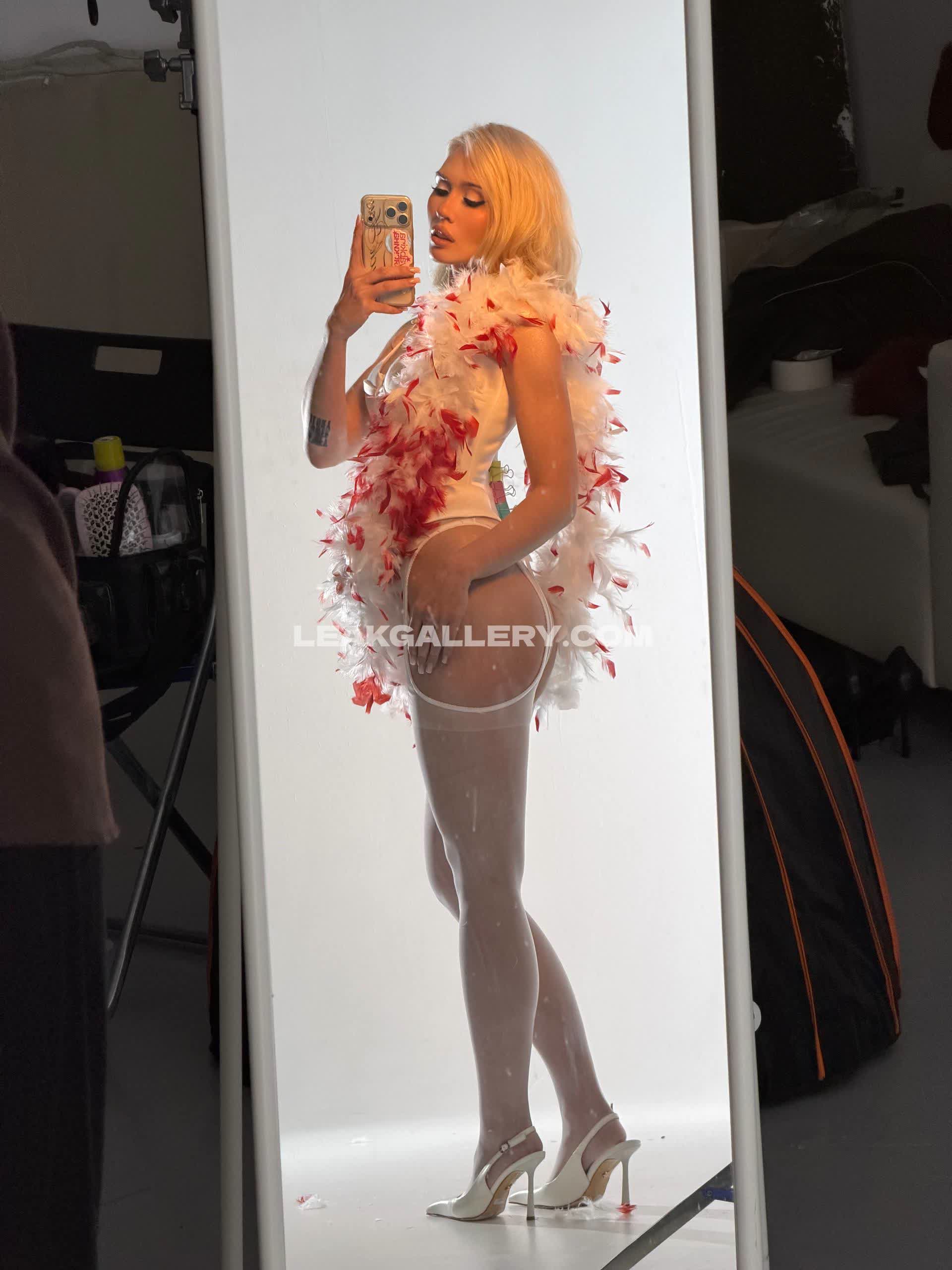 Dead__blonde Exclusive Leaked Nude OnlyFans #12512234