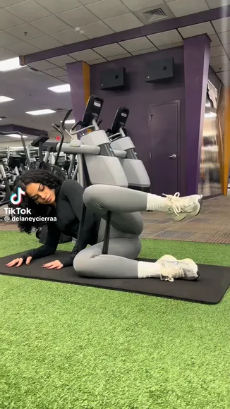 Delaney Tight Leggings Ass Flex OnlyFans Video Leaked