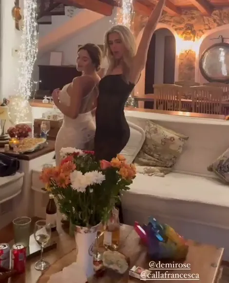 Demirose Black Bodysuit Pose OnlyFans Video Leaked