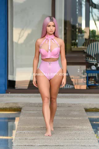 Demirose Pink Bikini Strut OnlyFans Photo Leaked