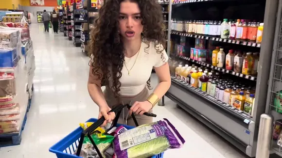 Demitra Kalogeras Tight Pants Checkout OnlyFans Video Leaked
