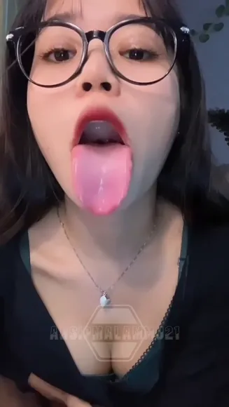 Deraangela Topless Tit Play Tease OnlyFans Video Leaked