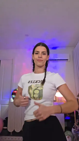 Develique T-Shirt Dance Moves OnlyFans Video Leaked