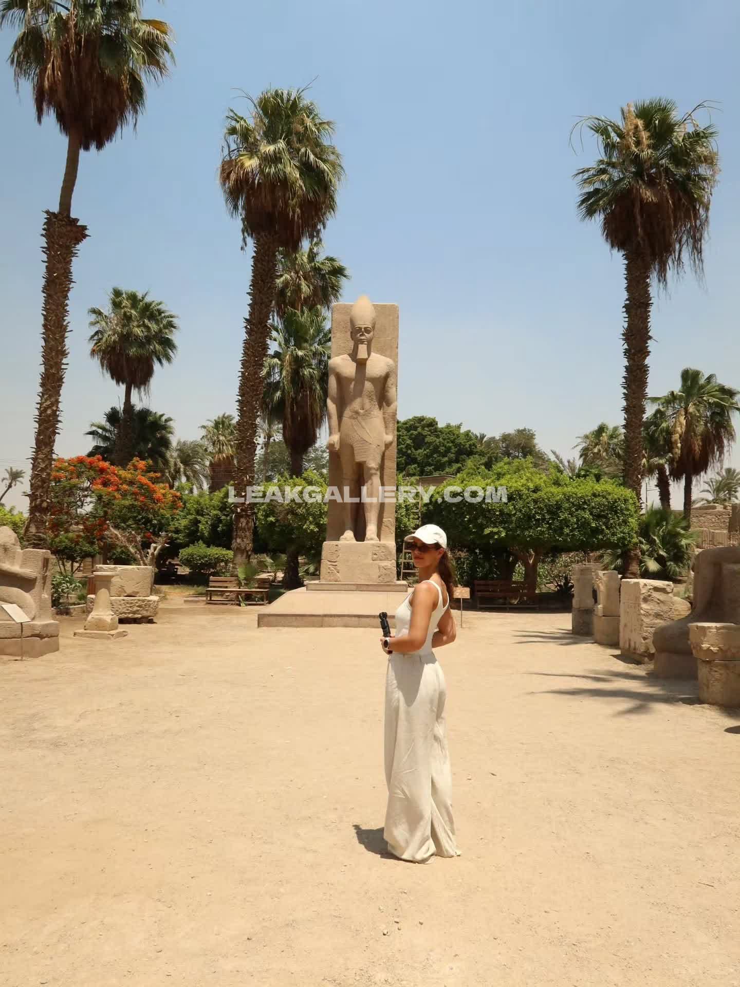 Develique Exclusive Leaked Nude OnlyFans #12924612