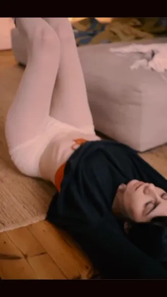 Doddleoddle Thigh-High Stockings Tease OnlyFans Video Leaked