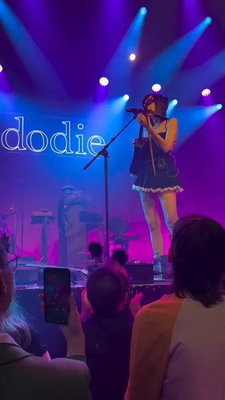 Doddleoddle Black Dress Stage Performance OnlyFans Video Leaked