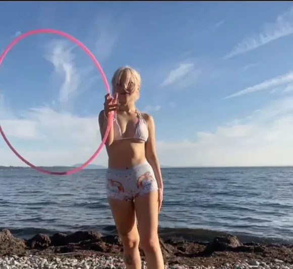 Dollblush Bikini Hula Hooping OnlyFans Video Leaked