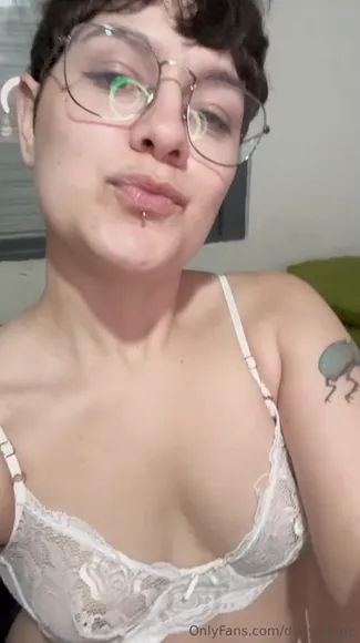 Dolly Lace Bra Tease OnlyFans Video Leaked
