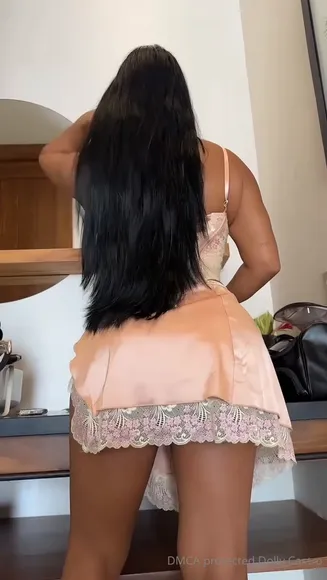 dollycastro video thumbnail