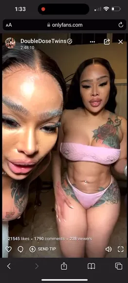 Doubledosetwinsxxx Twin Tits Tease OnlyFans Video Leaked