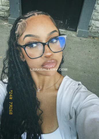 Dream Wynter Glasses And Plump Lips OnlyFans Photo Leaked