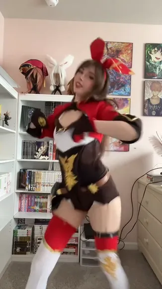 Duckie_cos Thigh High Boots Tease OnlyFans Video Leaked