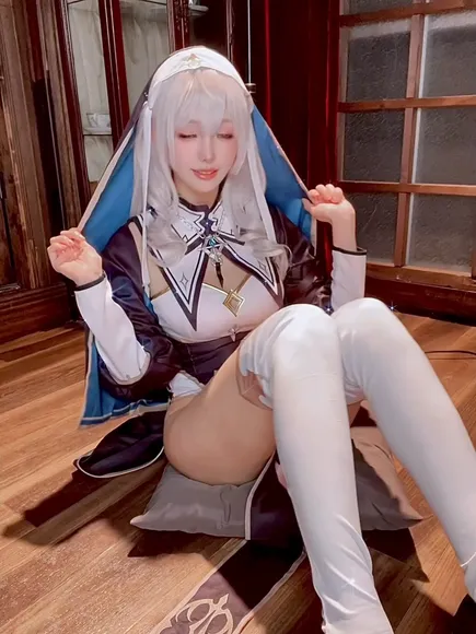 Eeelyeee Thigh High Stockings Pose OnlyFans Video Leaked