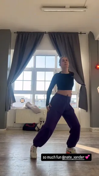 Eefjah Crop Top Dance Moves OnlyFans Video Leaked
