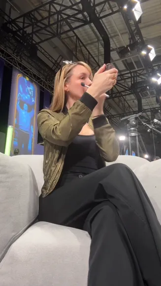 Eefjah Green Jacket Hosting OnlyFans Video Leaked