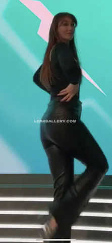 Eefjah Tight Pants Ass Pose OnlyFans Photo Leaked