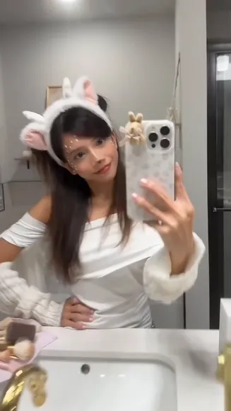 Eeveenara Bunny Ears Tease OnlyFans Video Leaked