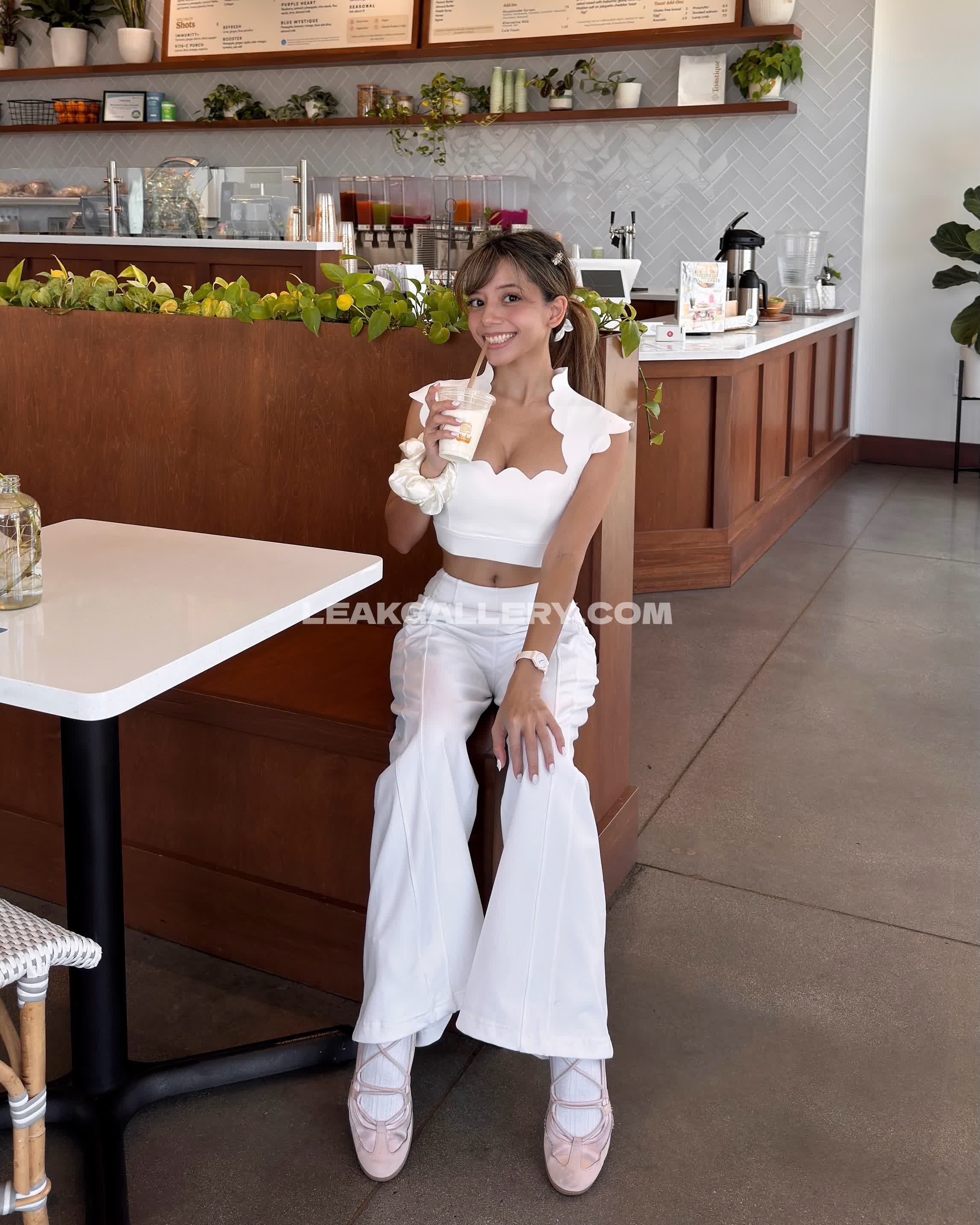 Eeveenara Exclusive Leaked Nude OnlyFans #13306964
