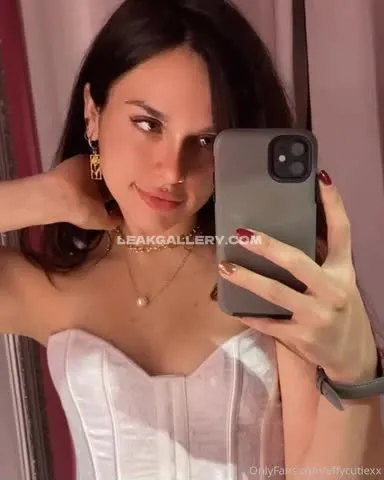 effycutiexx