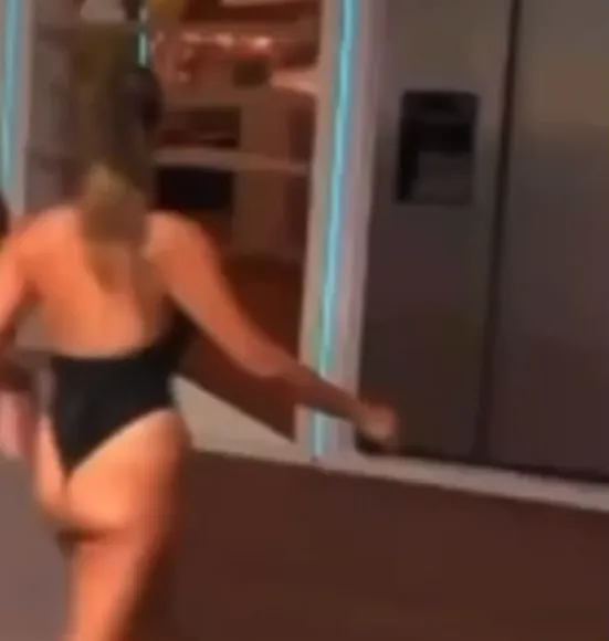 Ekin Tight Black Bodysuit Ass OnlyFans Video Leaked