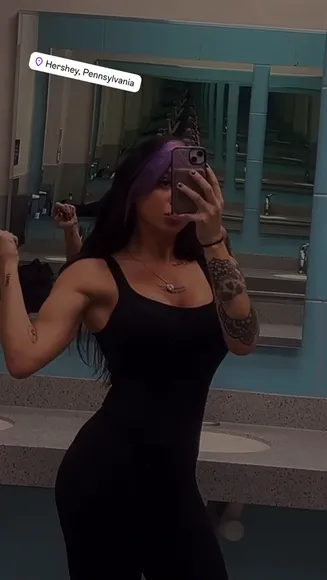 Elaynablack Black Bodysuit Mirror Pose OnlyFans Video Leaked