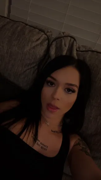 Elaynablack Black Top Tease OnlyFans Video Leaked