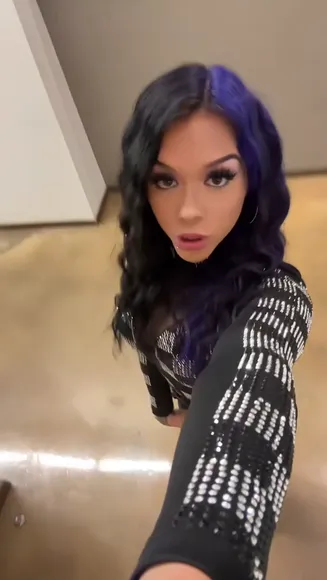 Elaynablack Thigh High Boot Strut OnlyFans Video Leaked