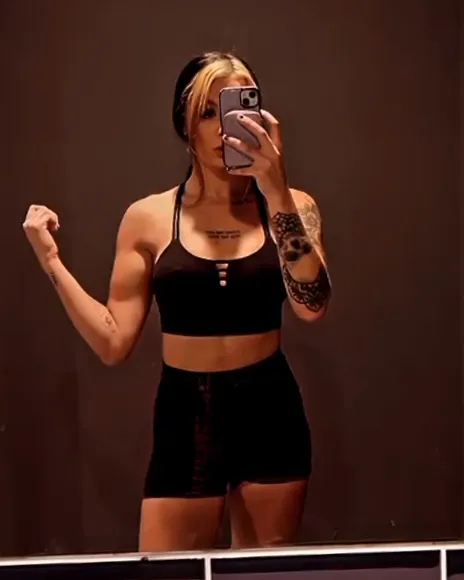 elaynablack