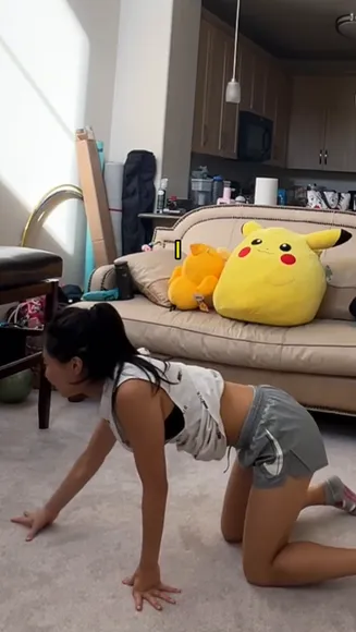 Elena Handstand Ass Flexing OnlyFans Video Leaked