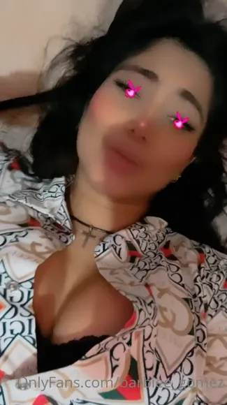 Eligomez903 Unbuttoned Shirt Tease OnlyFans Video Leaked