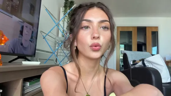 Elizabrowne_ Black Strap Top Tease OnlyFans Video Leaked