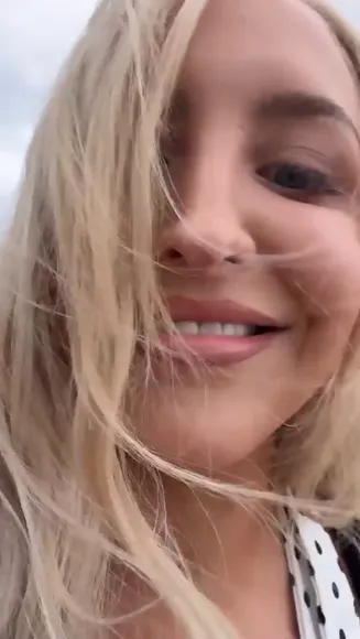 Eljonesuk Polka Dot Bikini Tease OnlyFans Video Leaked