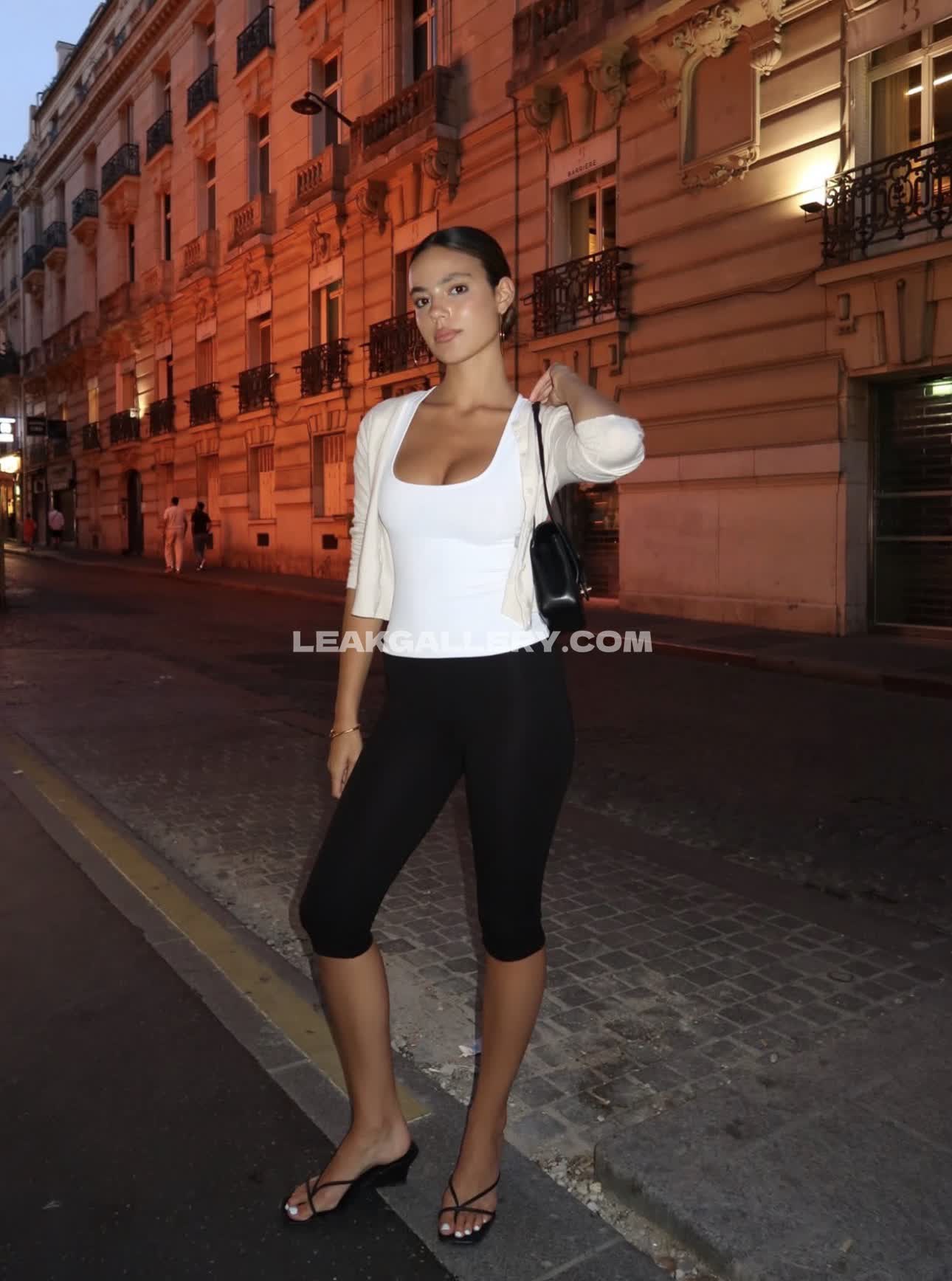 Ellamendelsohn Exclusieve gelekte naaktcontent van OnlyFans #13513304