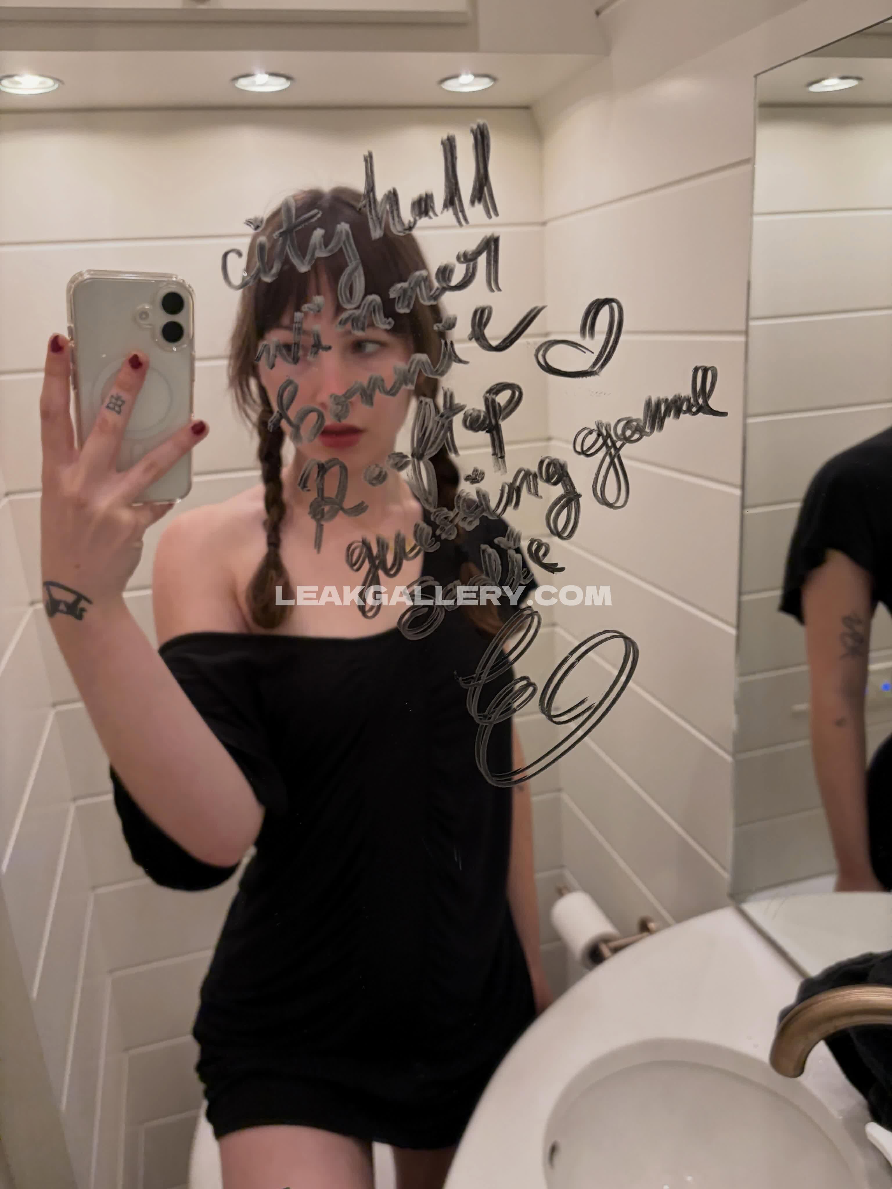Ellawoolseyy Exclusive Leaked Nude OnlyFans #12923533
