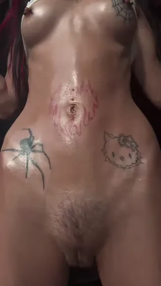 Ellexxaurus Oiled Body Tease OnlyFans Video Leaked