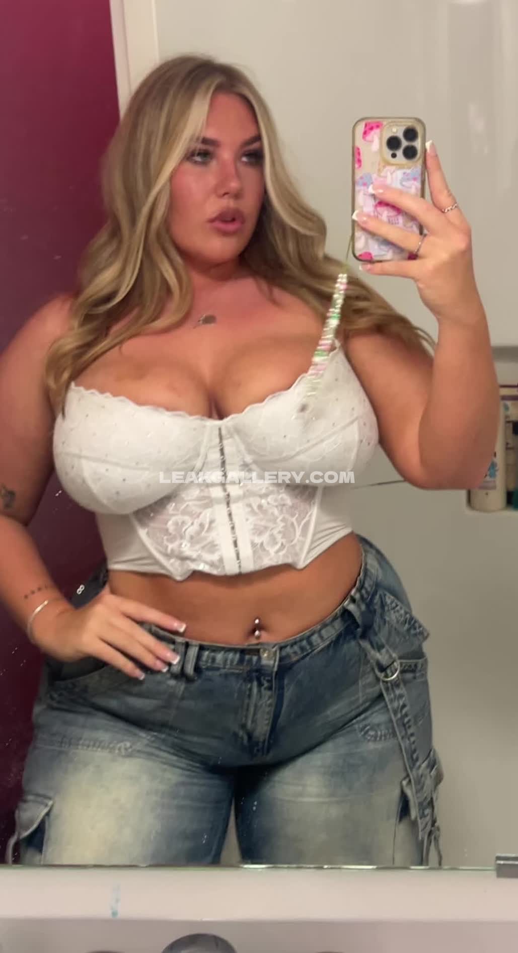 Elliee.robinsonn Exclusive Leaked Nude OnlyFans #13519542